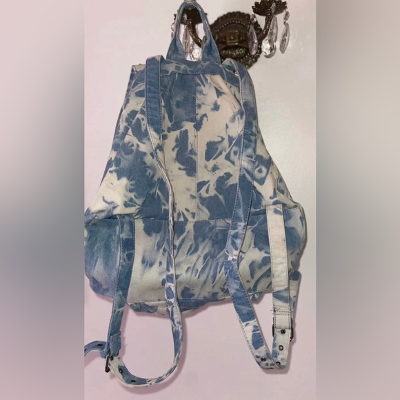 Steve Madden Denim Backpack EC - Picture 2 of 4